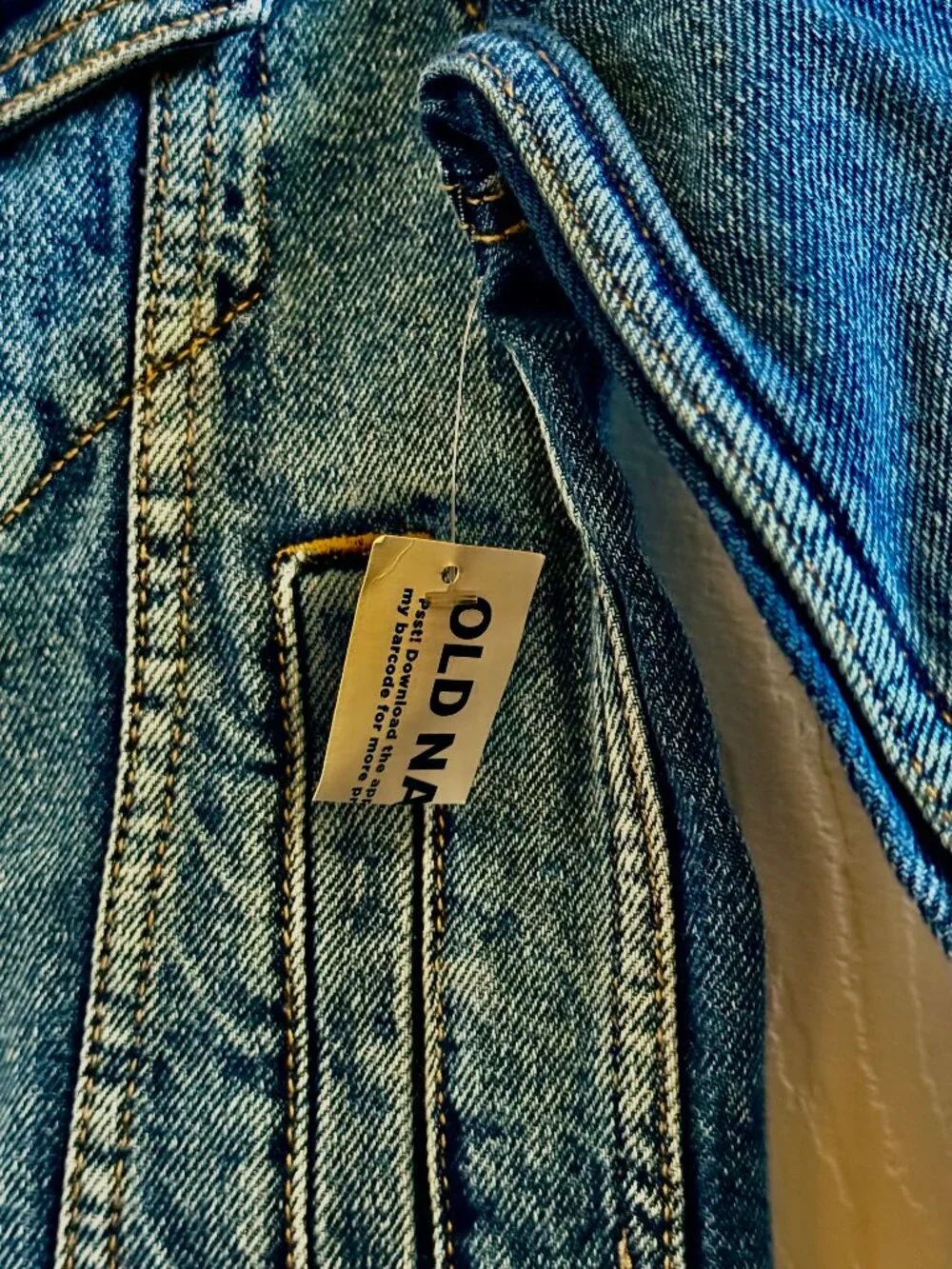 Kids Old Navy Classic Jean Jacket Distressed Medium Denim NWT Sz Med (8)